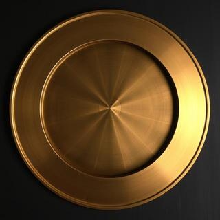 Brushed brass detail